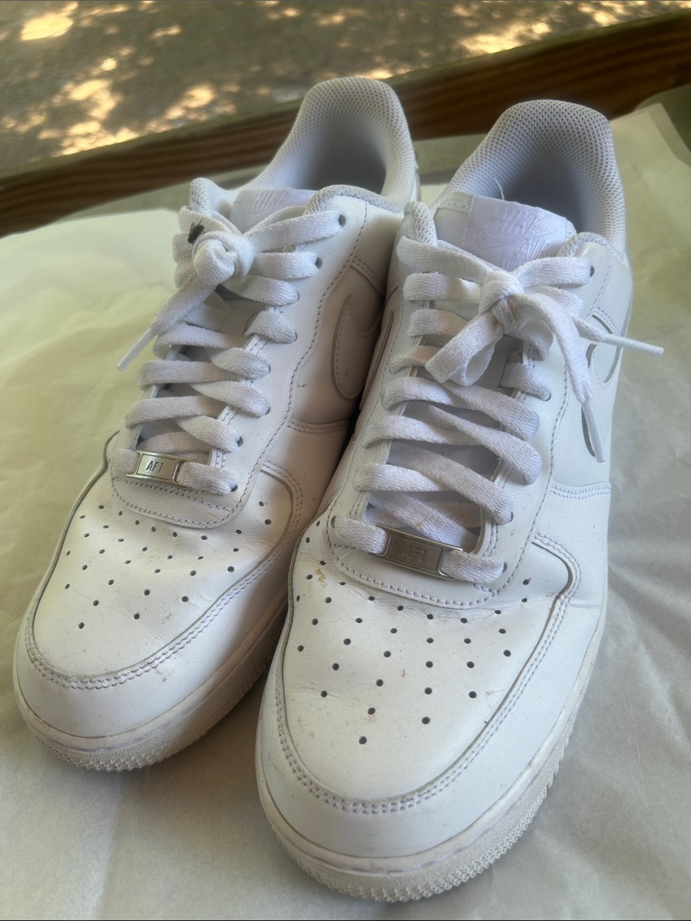 Nike White Low-Top Sneakers Air Force one o7 sz 11 euc